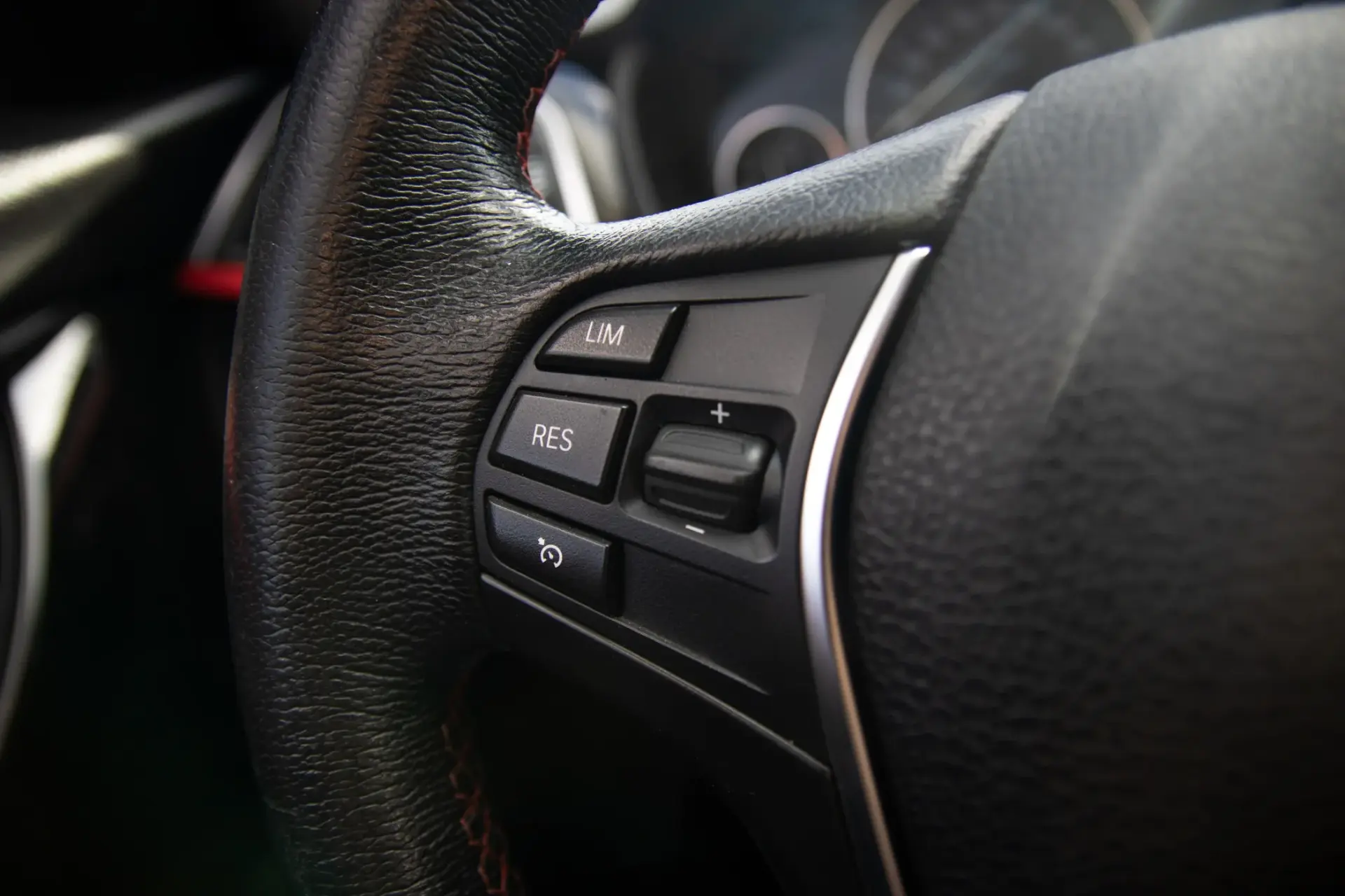 BMW 330 e iPerformance Line Sport 52