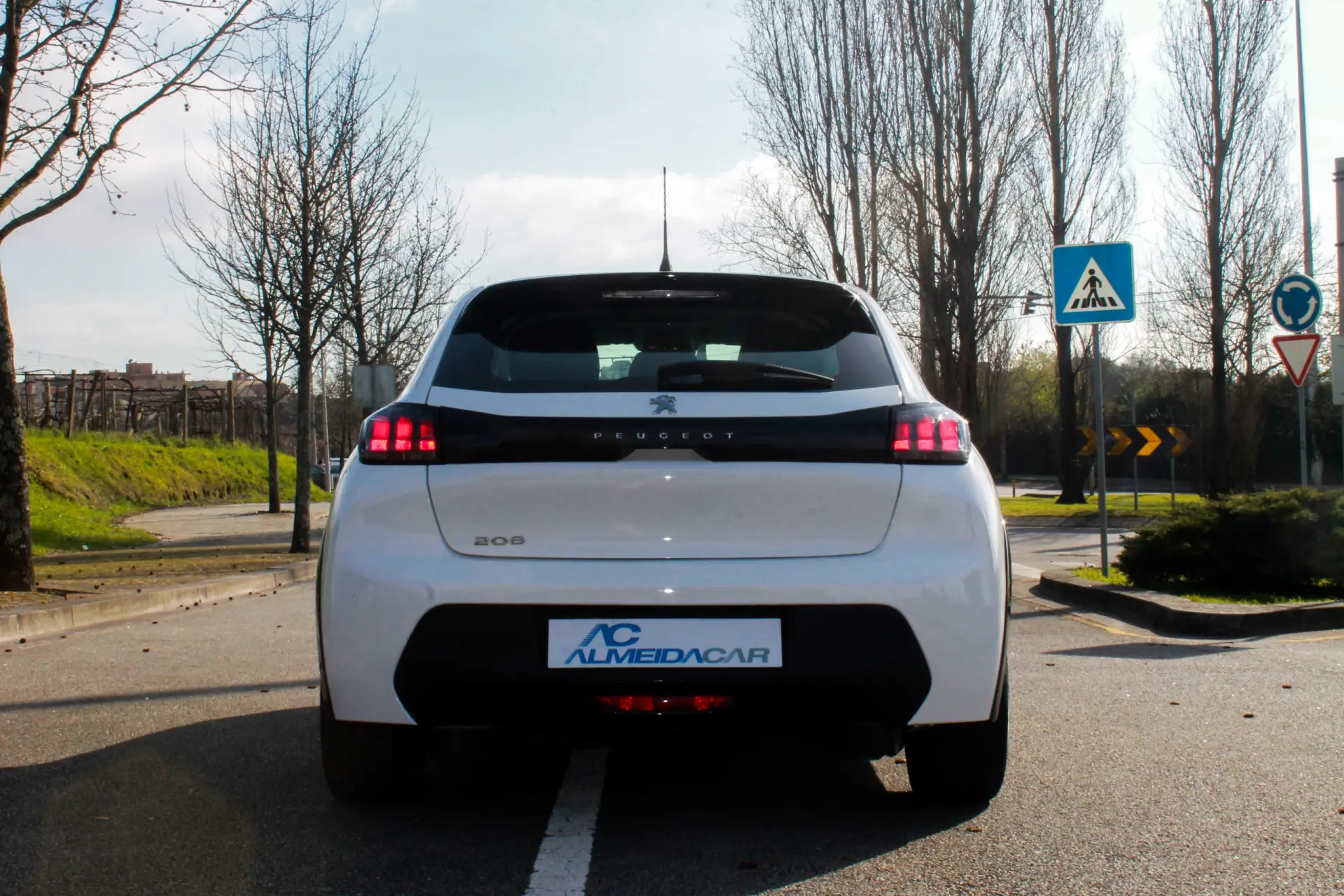 Peugeot e-208 50 kWh Active Pack 5