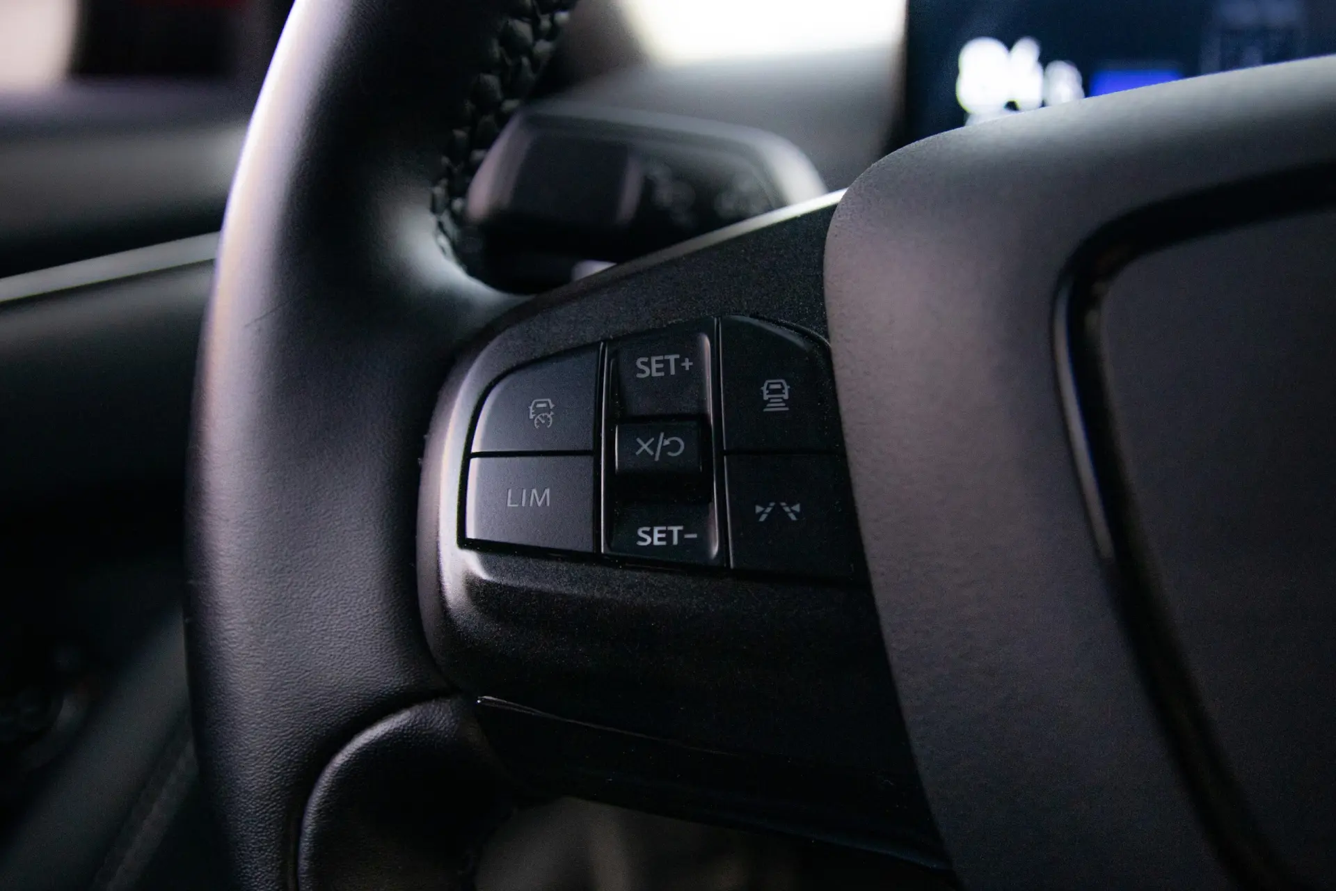 Ford Mustang Mach-E Standard 21