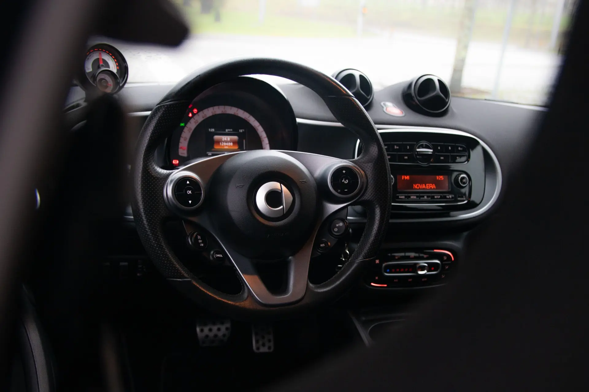 Smart ForFour Business Solution 14