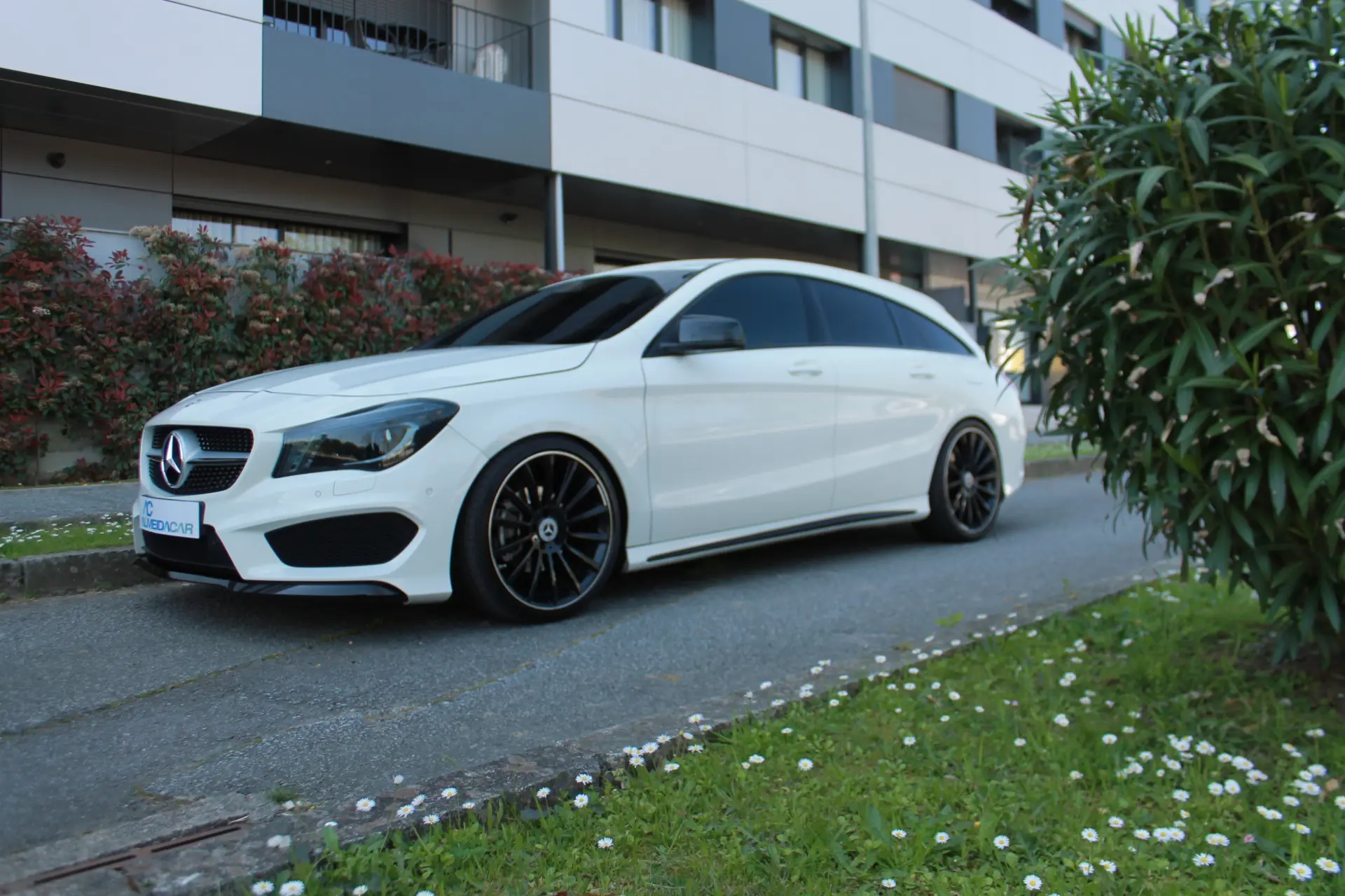 Mercedes-Benz CLA 200 d Shooting Brake AMG Line 7