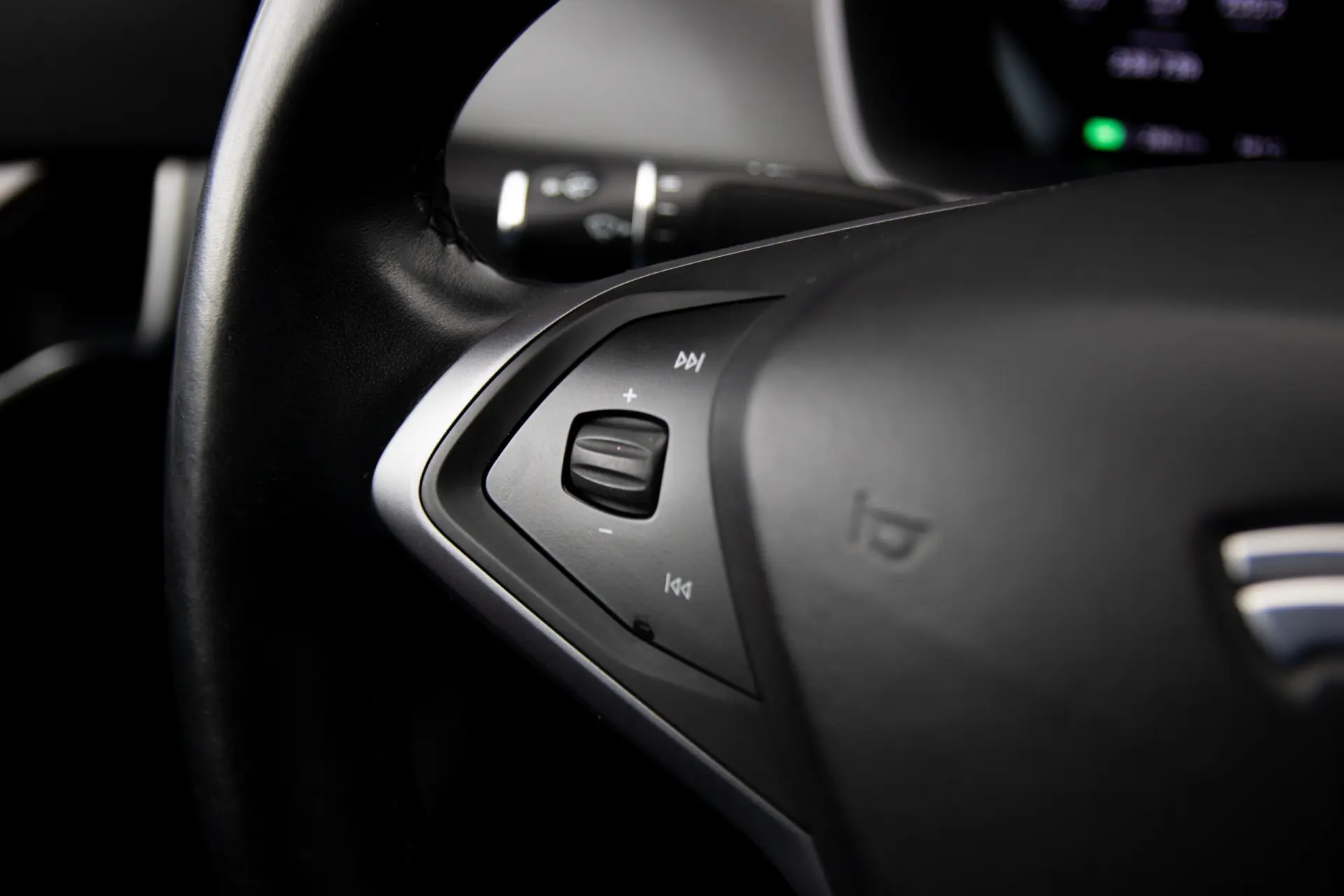 Tesla Model S 100D 71