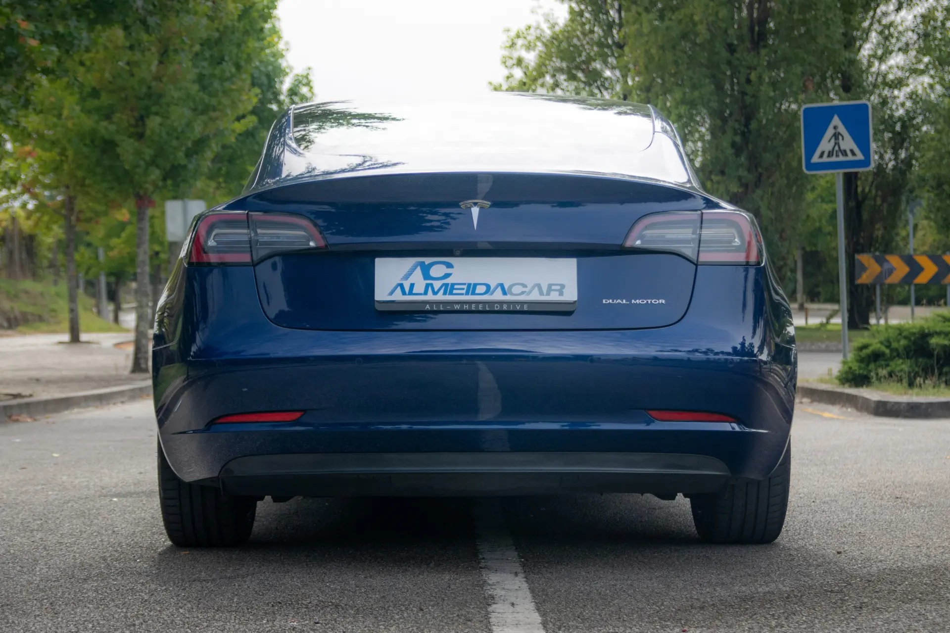 Tesla Model 3 Long-Range Dual Motor AWD 34