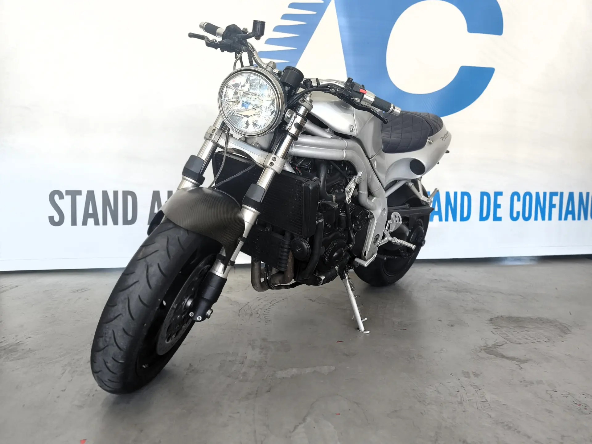 Triumph Daytona 15