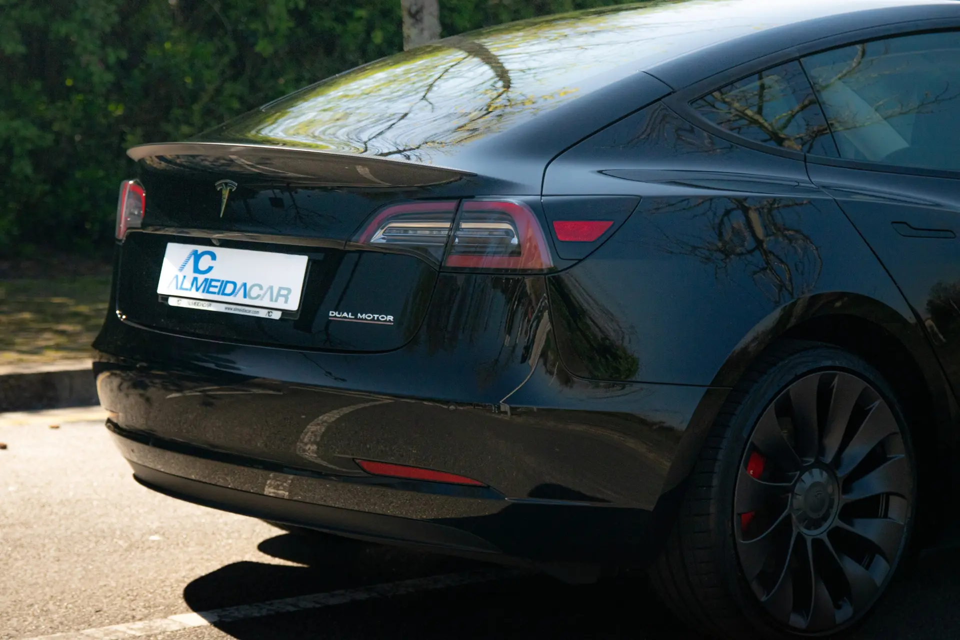 Tesla Model 3 Long Range AWD Dual Motor Performance 11