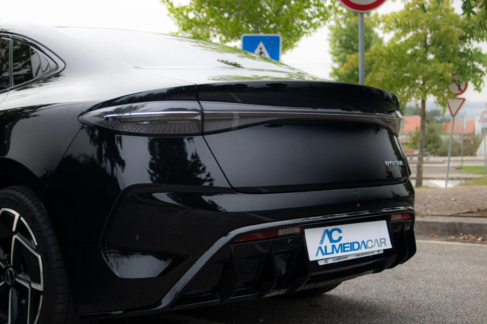 BYD Seal 82.5 kWh Design 33
