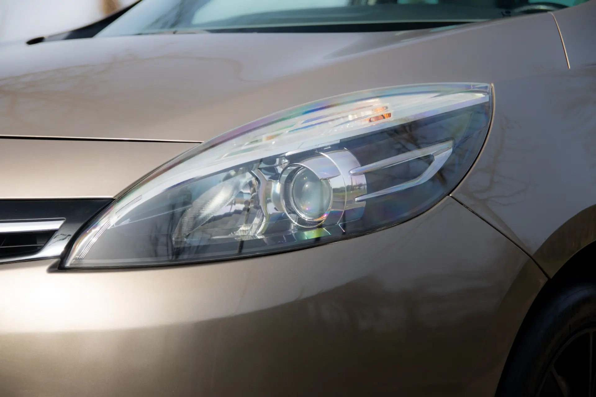 Renault Scénic 1.5 dCi Bose Edition SS 6