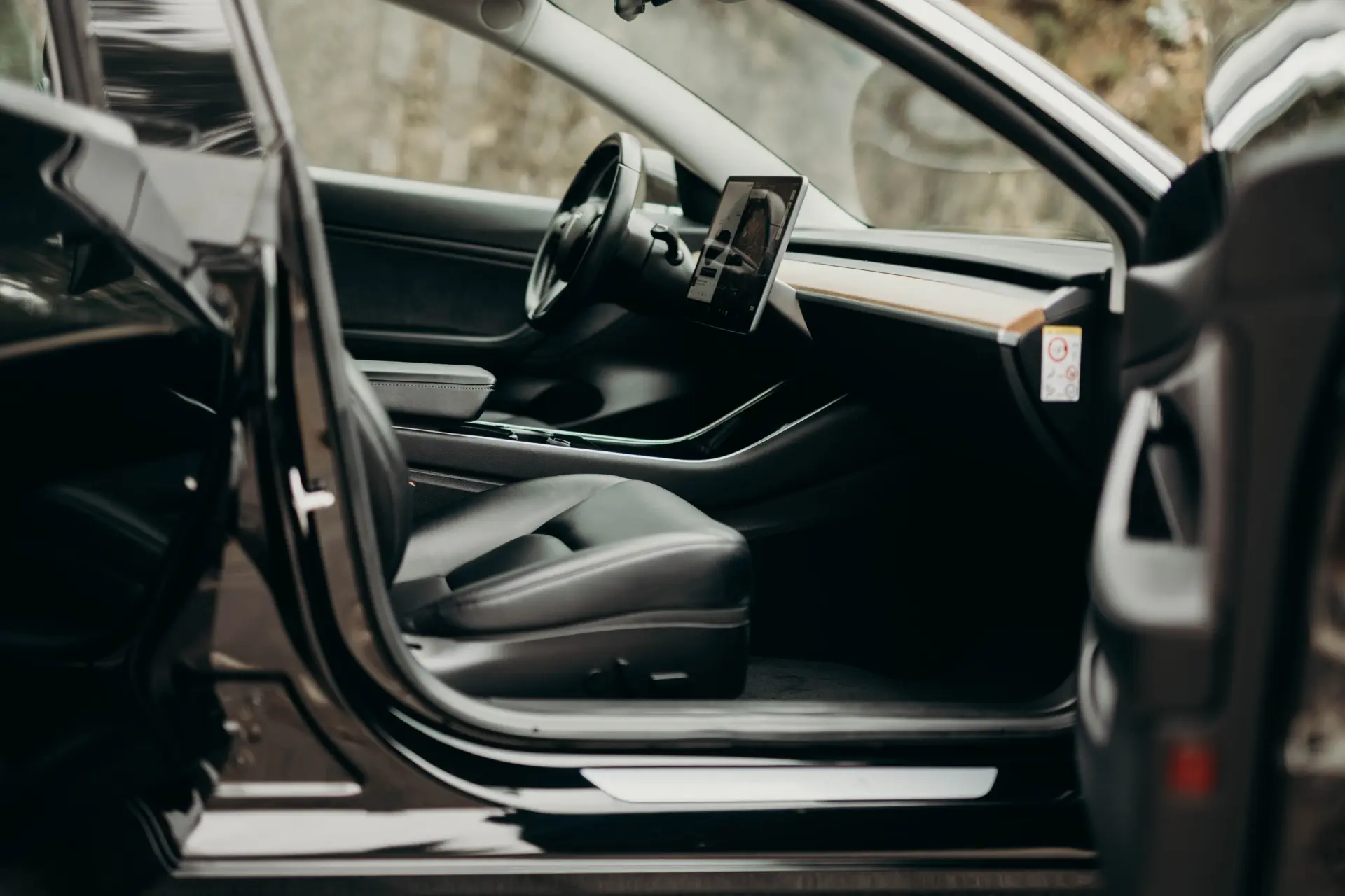 Tesla Model 3 Long Range AWD Dual Motor 42