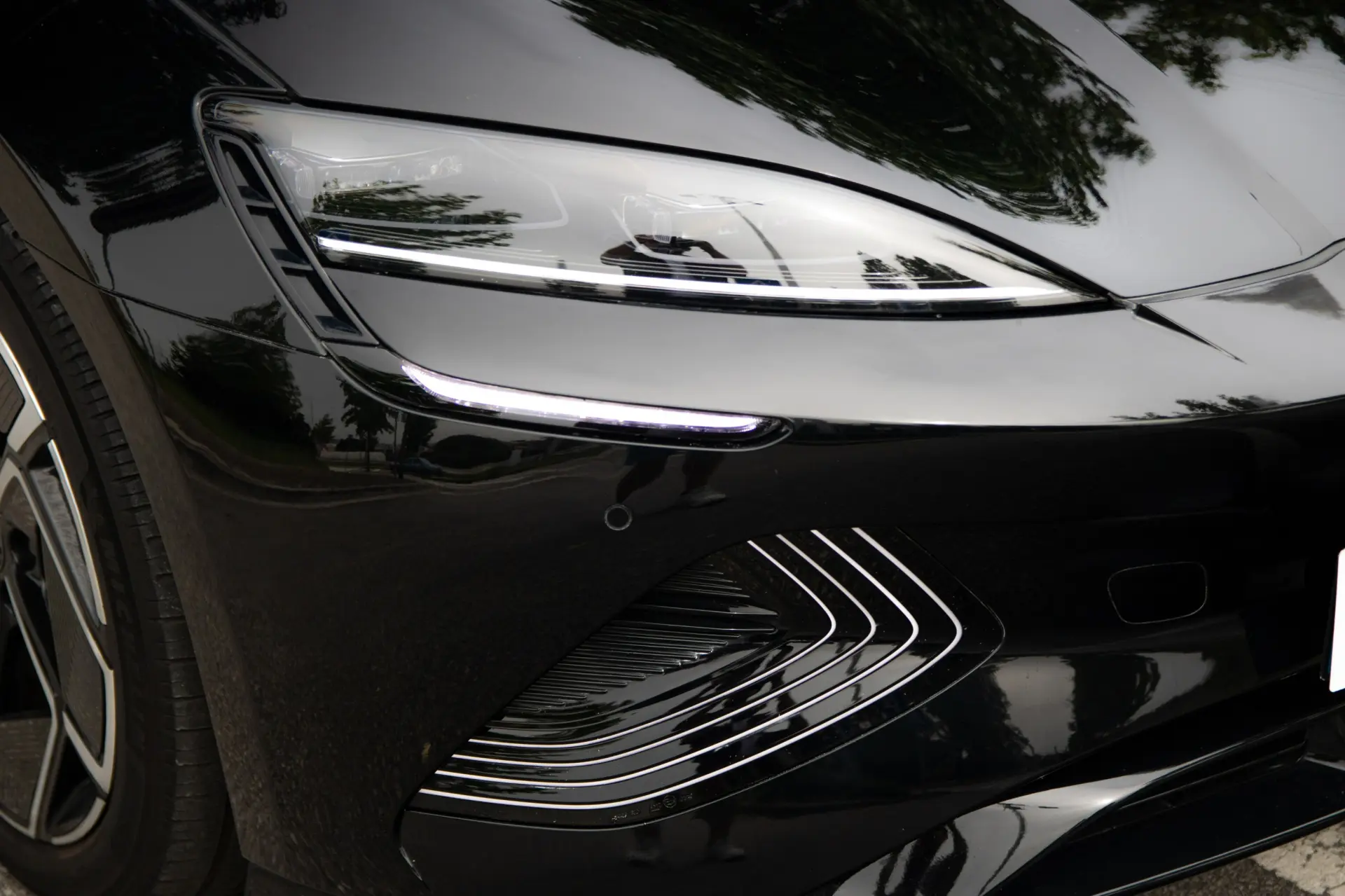 BYD Seal 82.5 kWh Design 27