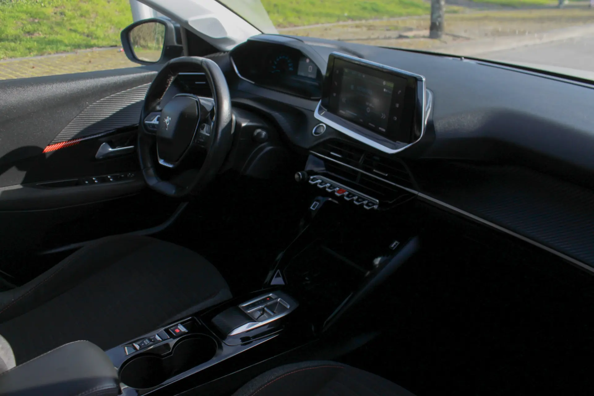 Peugeot e-208 50 kWh Active Pack 15