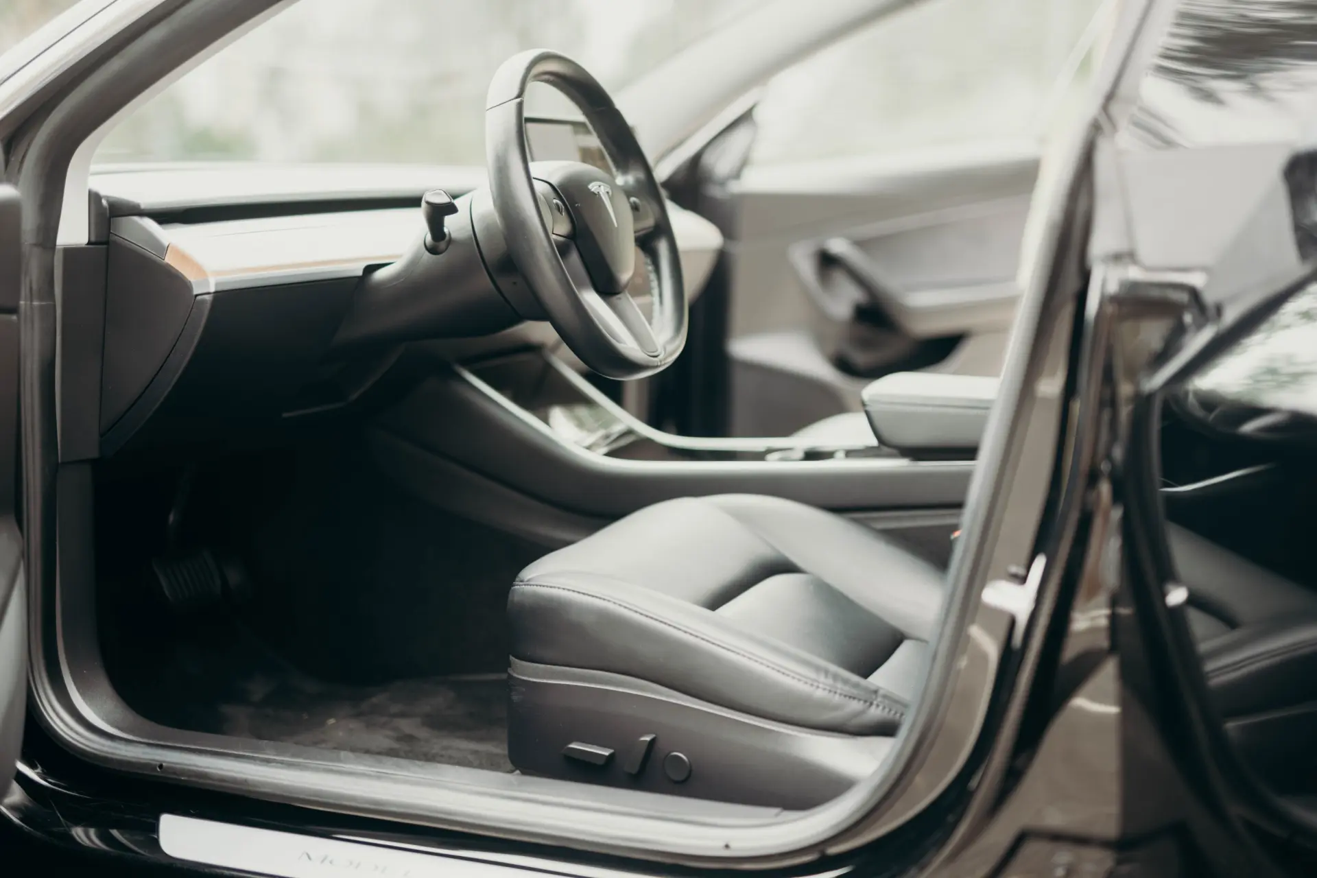 Tesla Model 3 Long Range AWD Dual Motor 7