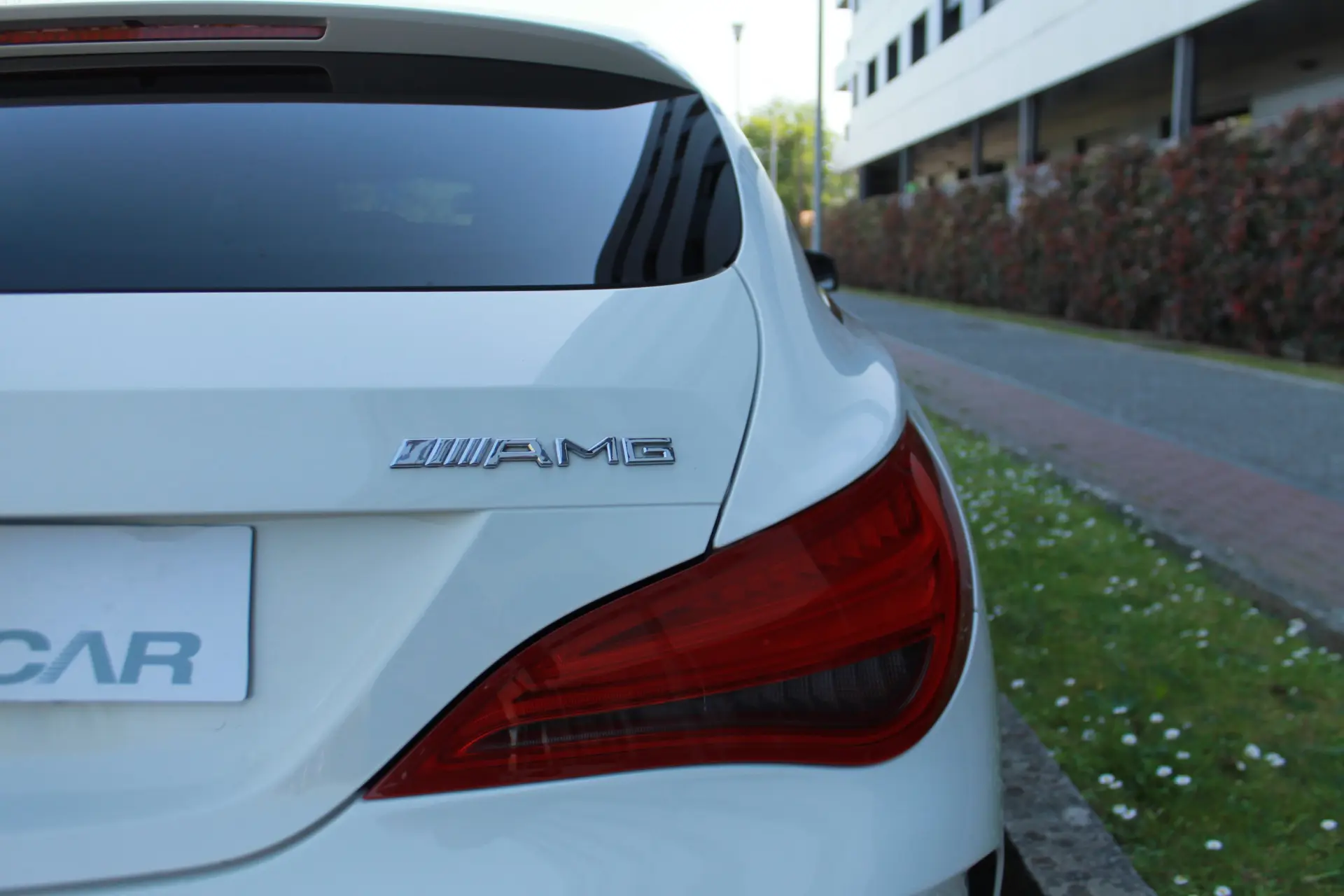 Mercedes-Benz CLA 200 d Shooting Brake AMG Line 10