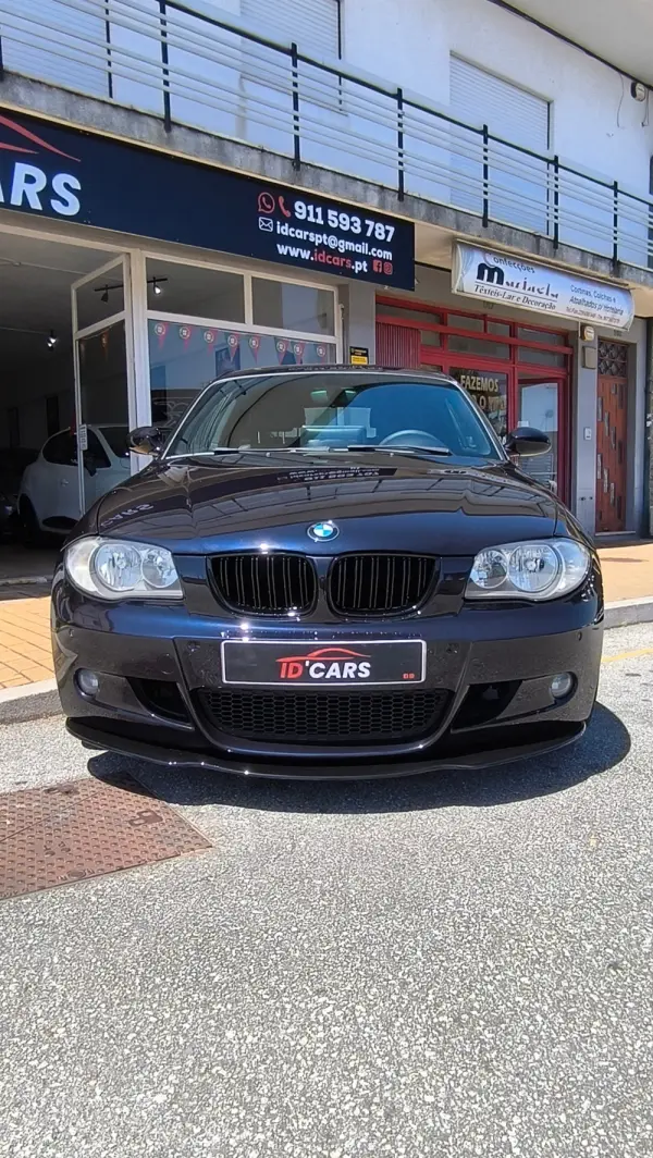 BMW 118 d Limited Edition Lifestyle c/ M Sport Pack 2