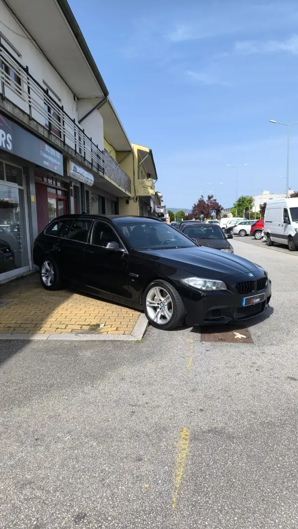 BMW 530 d Pack M Auto 5