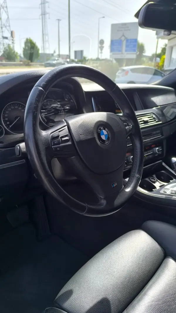 BMW 530 d Pack M Auto 17