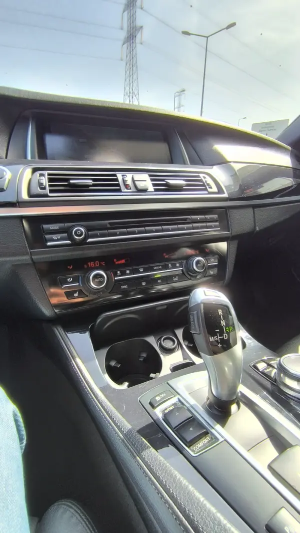 BMW 530 d Pack M Auto 18