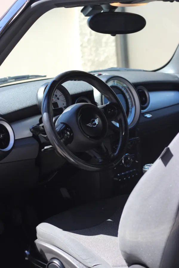 MINI 3 Portas Cooper D 7