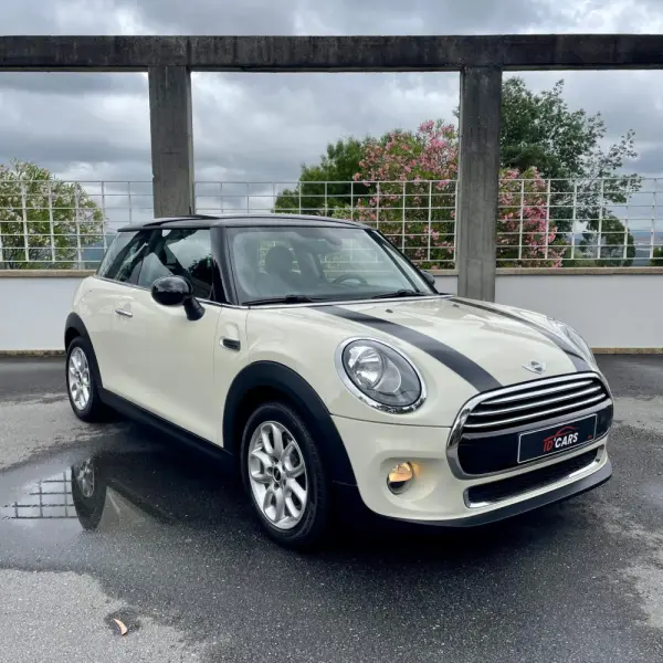 MINI 3 Portas Cooper D 2