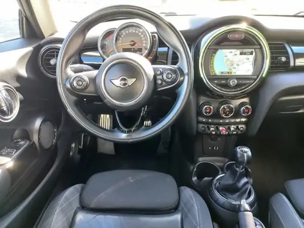 MINI 3 Portas Cooper D 14