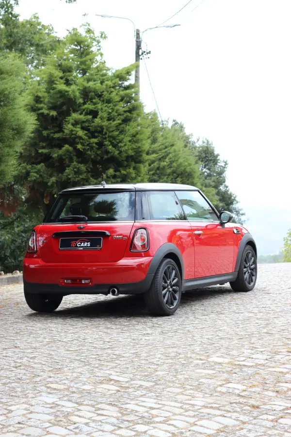 MINI 3 Portas Cooper D 5