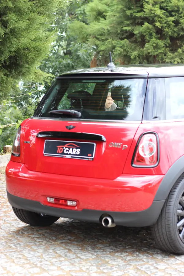 MINI 3 Portas Cooper D 7