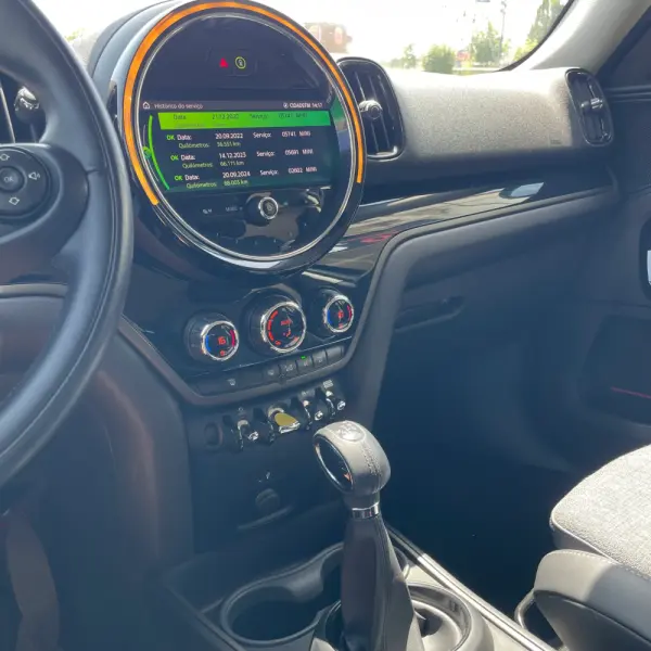 MINI Countryman Cooper SE ALL4 Auto 8