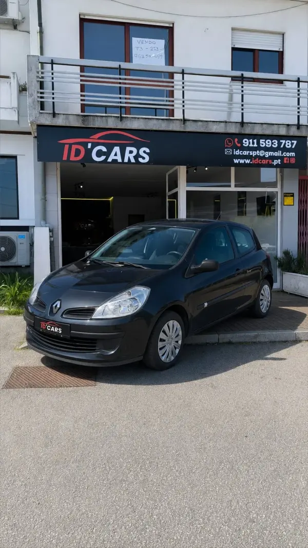 Renault Clio 1.2 16V Confort 1