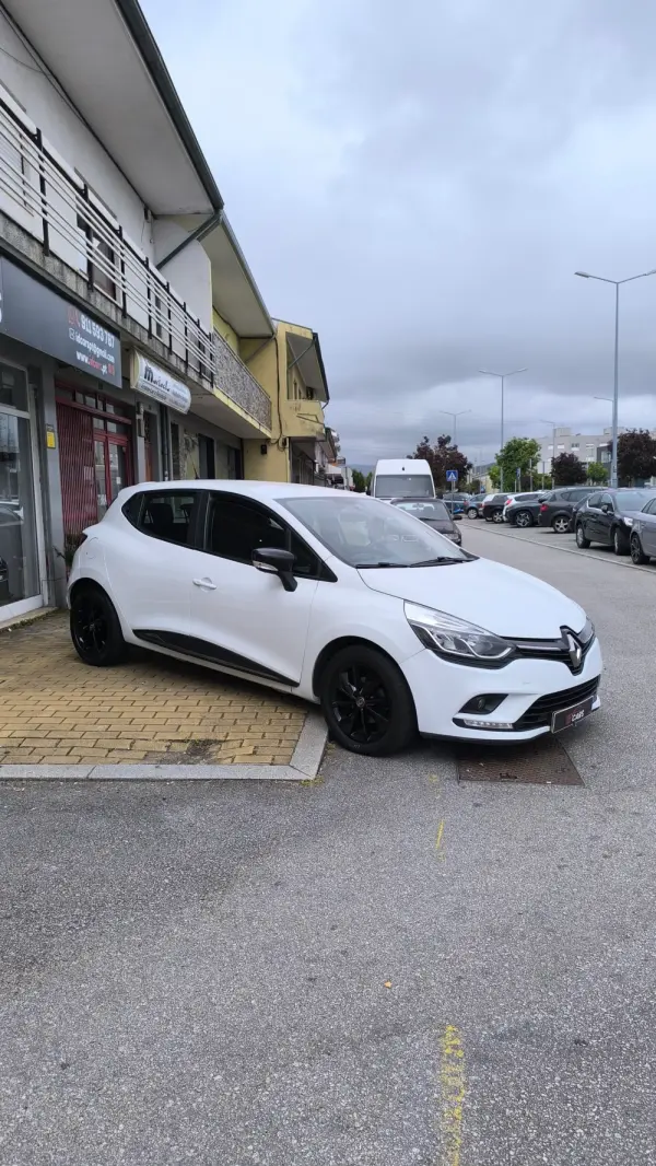 Renault Clio 0.9 TCe Limited 6