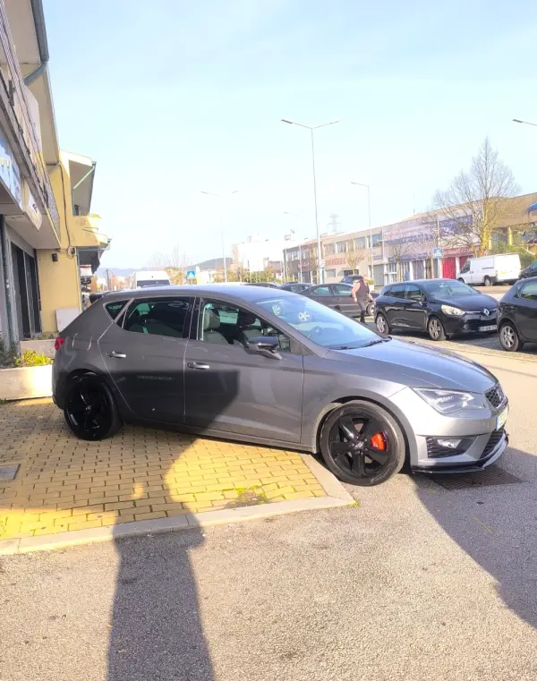 SEAT Leon 2.0 TDi FR S/S 3