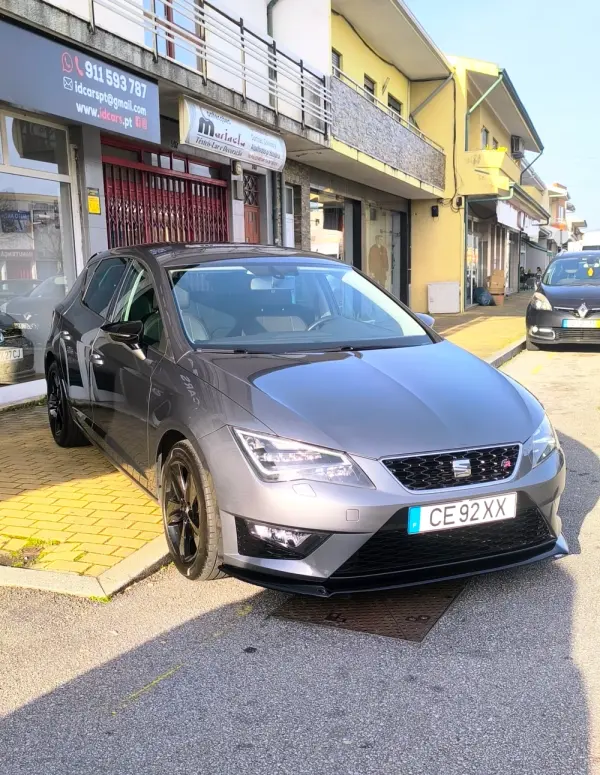 SEAT Leon 2.0 TDi FR S/S 11