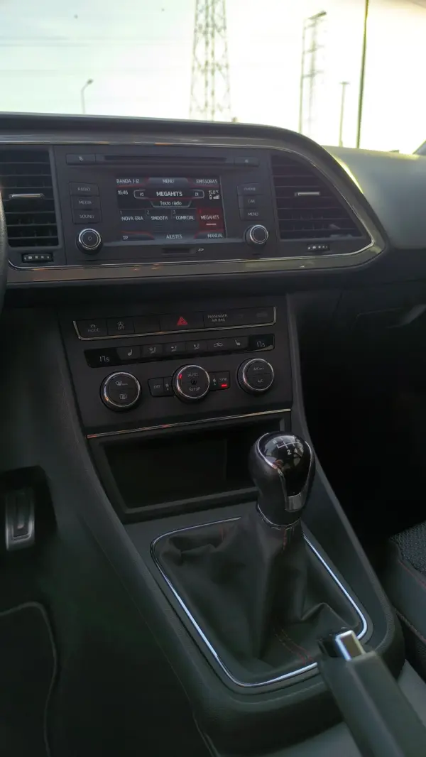 SEAT Leon 2.0 TDi FR S/S 15