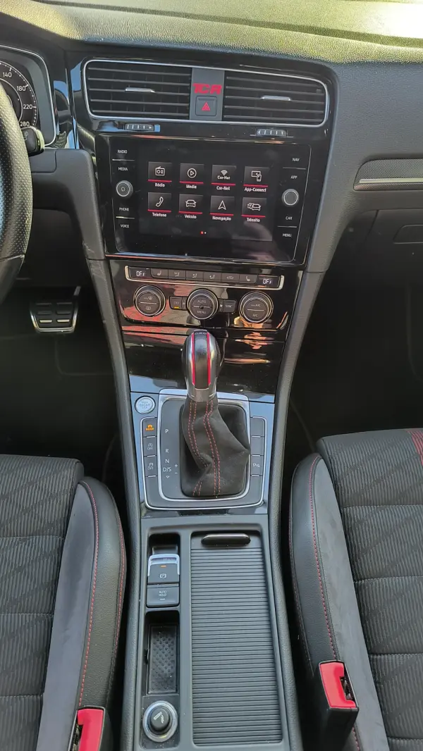 Volkswagen Golf 2.0 TSI TCR DSG 24