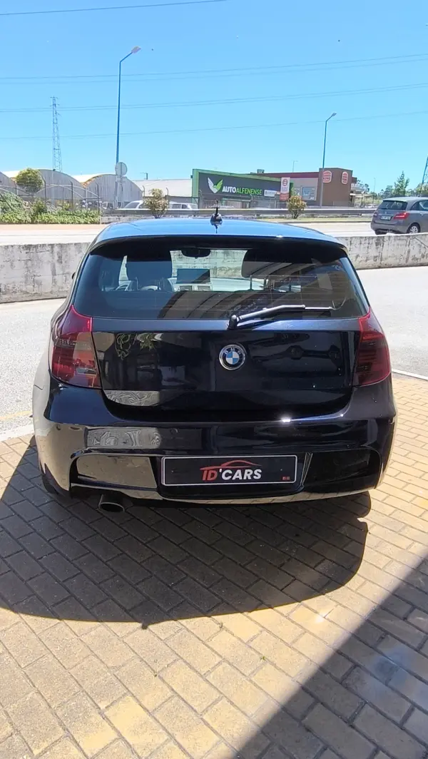 BMW 118 d Limited Edition Lifestyle c/ M Sport Pack 5