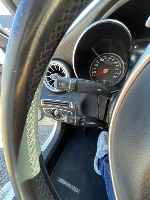 Mercedes-Benz C 220 d 9G-TRONIC AMG Line 23