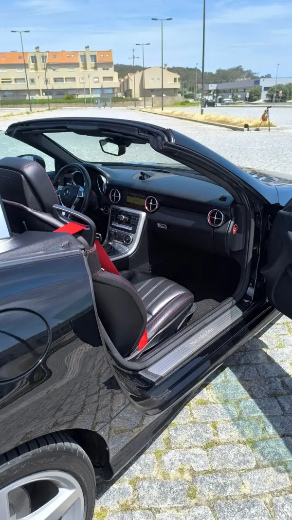 Mercedes-Benz SLK 250 (BlueEFFICIENCY) 7G-TRONIC 20