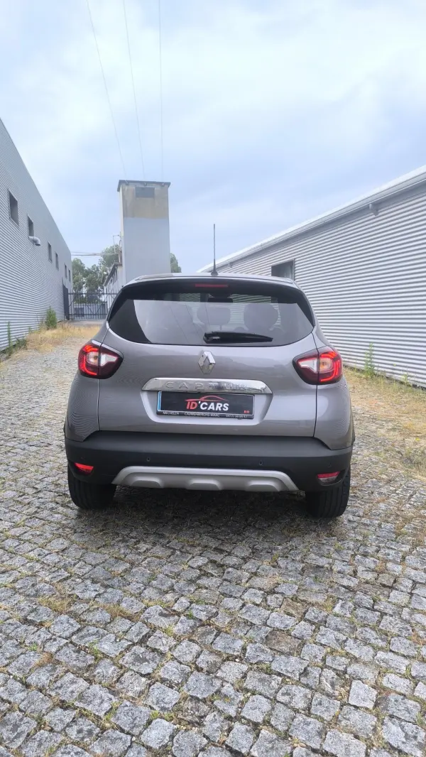 Renault Captur ENERGY TCe 90 Experience 6
