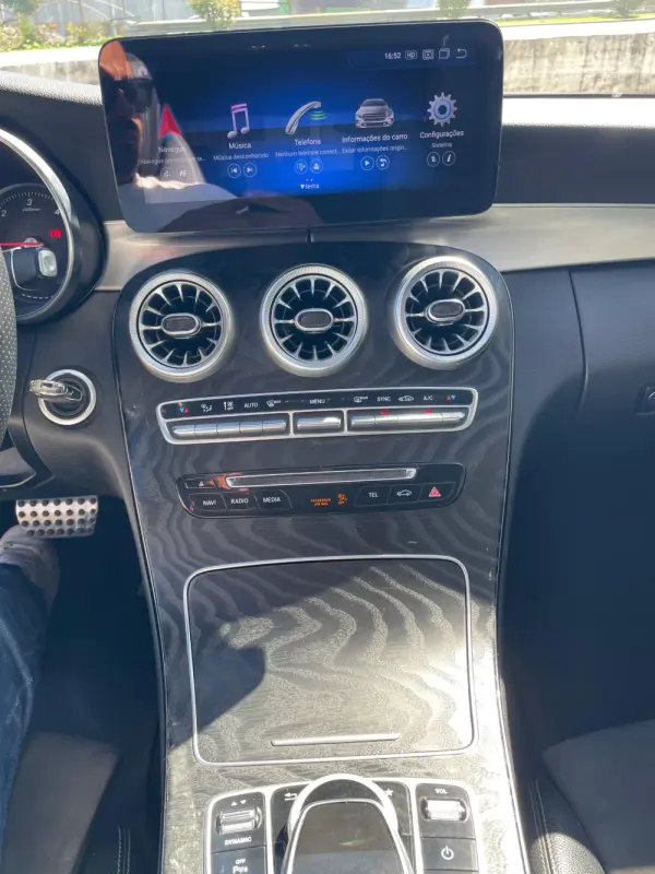 Mercedes-Benz C 220 d 9G-TRONIC AMG Line 33