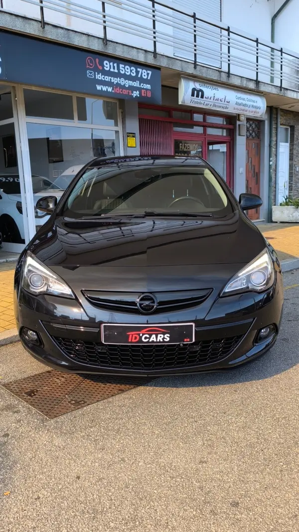 Opel Astra GTC 1.7 CDTI DPF Cosmo 2