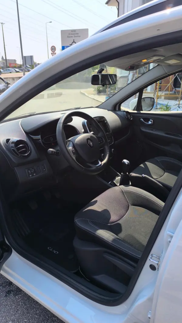 Renault Clio Sport Tourer 10