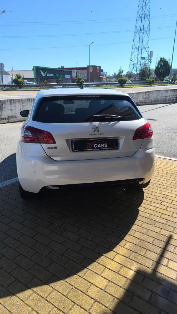 Peugeot 308 1.6 BlueHDi Allure J17 8