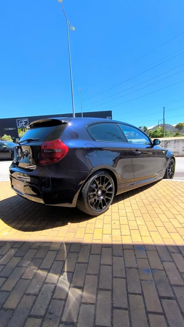 BMW 118 d Limited Edition Lifestyle c/ M Sport Pack 4