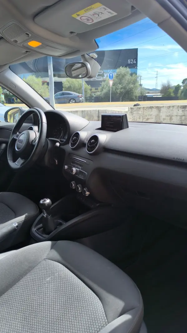 Audi A1 Sportback 1.0 TFSI Design 12