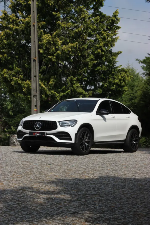 Mercedes-Benz GLC 300 e Coupé 4Matic 4
