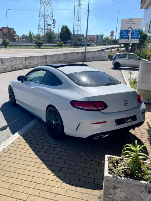 Mercedes-Benz C 220 d 9G-TRONIC AMG Line 8