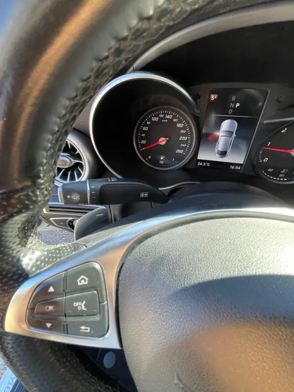 Mercedes-Benz C 220 d 9G-TRONIC AMG Line 25