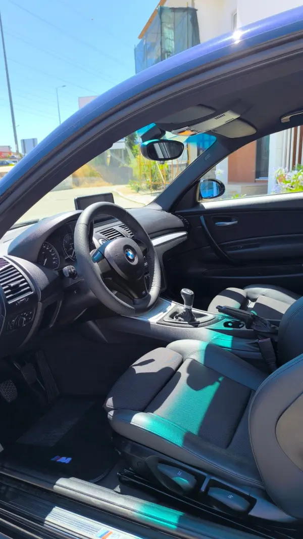 BMW 118 d Limited Edition Lifestyle c/ M Sport Pack 9
