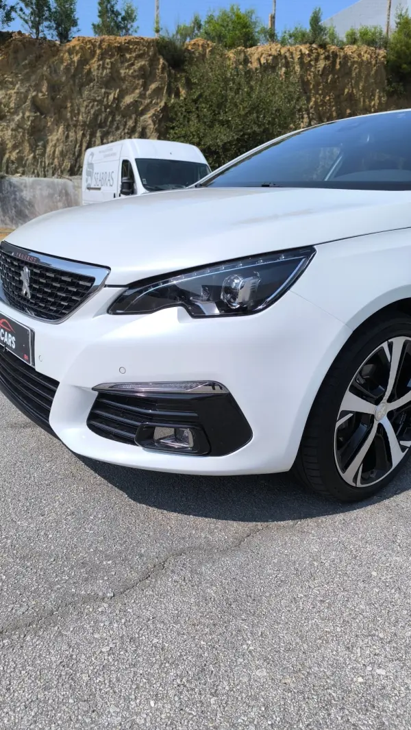 Peugeot 308 SW PureTech 130 EAT6 Stop & Start GT-Line Edition 10