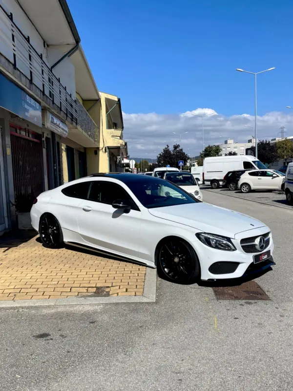 Mercedes-Benz C 220 d 9G-TRONIC AMG Line 5