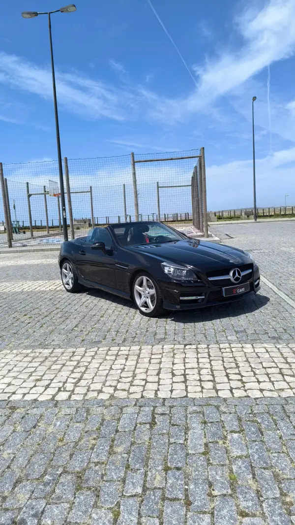 Mercedes-Benz SLK 250 (BlueEFFICIENCY) 7G-TRONIC 4