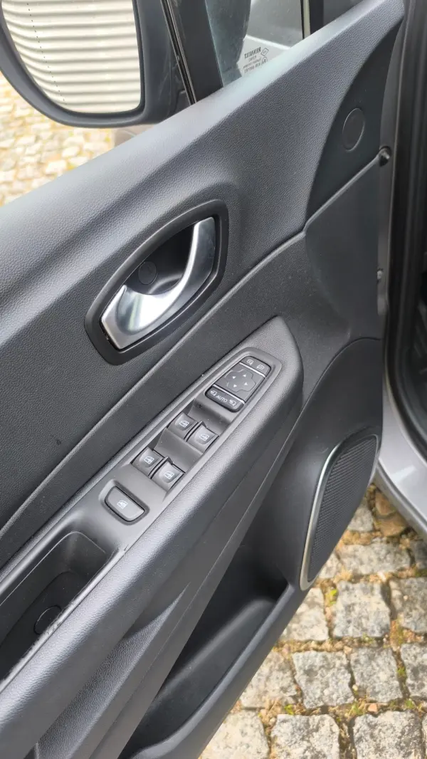 Renault Captur ENERGY TCe 90 Experience 16